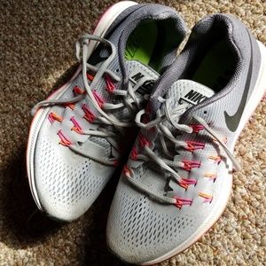 Running shoes